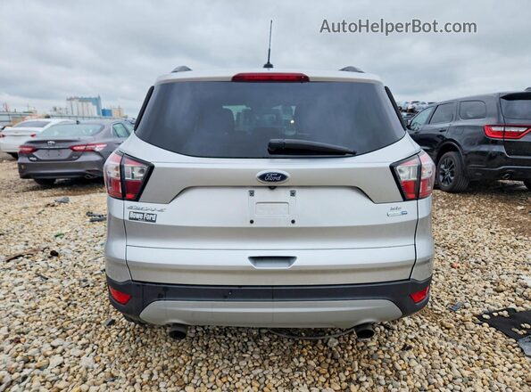 1FMCU9GD5JUB57947 2018 FORD ESCAPE Silver Vista trasera