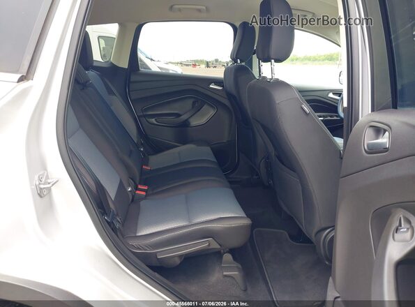 1FMCU9GD5JUD08530 2018 FORD ESCAPE Серебряный Вид наклейки с VIN-кодом