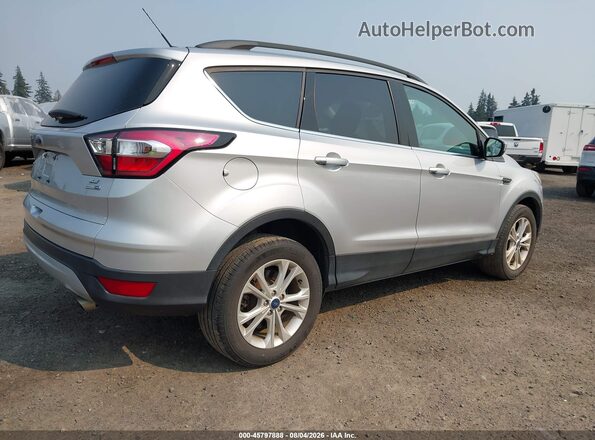 1FMCU9GD5JUD08625 2018 FORD ESCAPE Silver Trasero derecho