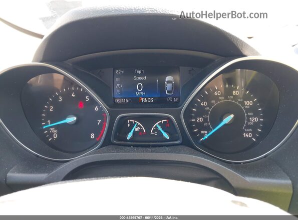 1FMCU9GD5JUD08754 2018 FORD ESCAPE White Vista de los asientos traseros