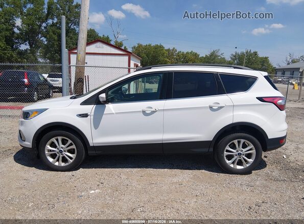 1FMCU9GD5JUD08821 2018 FORD ESCAPE White Vista interior de 360 grados