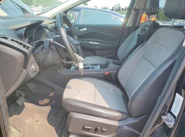 1FMCU9GD5KUB98354 2019 FORD ESCAPE Черный Вид салона спереди