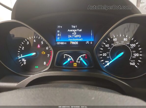 1FMCU9GD6HUA30196 2017 FORD ESCAPE Beige Widok tylnych siedzeń