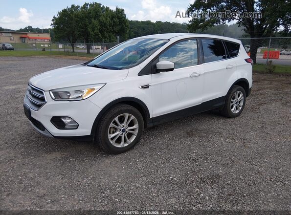 1FMCU9GD6HUA41246 2017 FORD ESCAPE Белый Передняя левая четверть