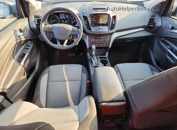1FMCU9GD6HUA78393 2017 FORD ESCAPE Silver Widok deski rozdzielczej