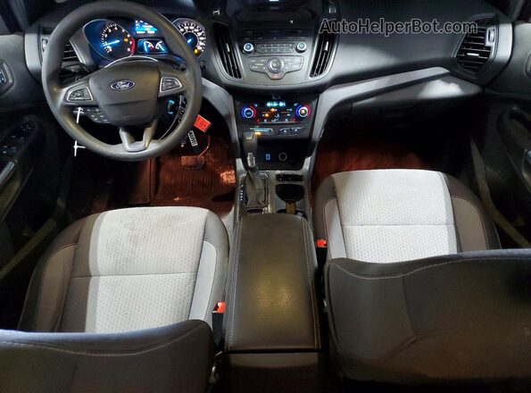 1FMCU9GD6HUA84940 2017 FORD ESCAPE Серебряный Вид панели приборов