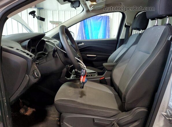 1FMCU9GD6HUA84940 2017 FORD ESCAPE Серебряный Вид салона спереди