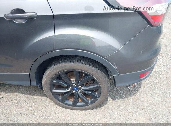 1FMCU9GD6HUB86447 2017 FORD ESCAPE Gray Rear interior view