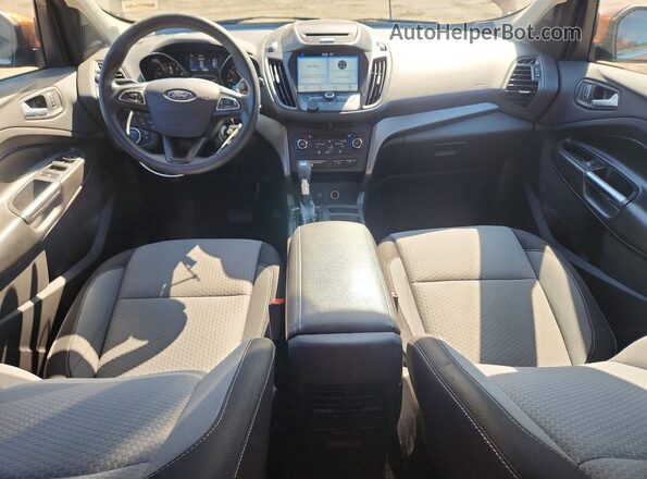 1FMCU9GD6HUC03831 2017 FORD ESCAPE Orange წინა პანელის ხედი