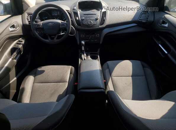 1FMCU9GD6HUD99012 2017 FORD ESCAPE Silver Widok deski rozdzielczej