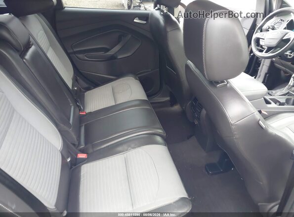 1FMCU9GD6HUE89180 2017 FORD ESCAPE Black Widok naklejki z numerem VIN