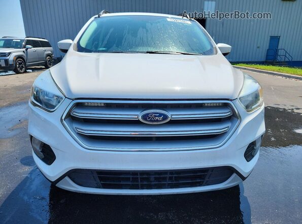 1FMCU9GD6JUB19711 2018 FORD ESCAPE White Front view
