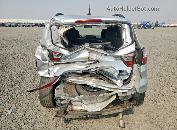 1FMCU9GD6JUC13491 2018 FORD ESCAPE Silver Widok z tyłu