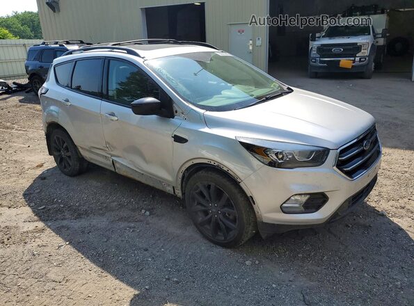 1FMCU9GD6JUC43395 2018 FORD ESCAPE Gray Передня права чверть