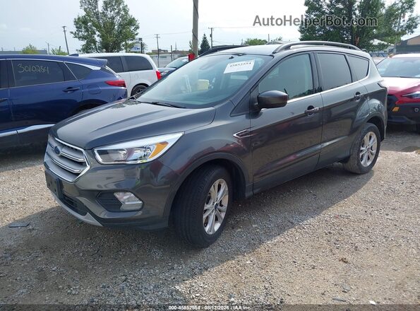 1FMCU9GD6JUC90636 2018 FORD ESCAPE Gray Vista tres cuartos delantera izquierda
