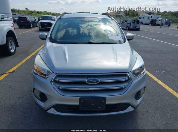 1FMCU9GD6JUD08603 2018 FORD ESCAPE Silver Вид спереду