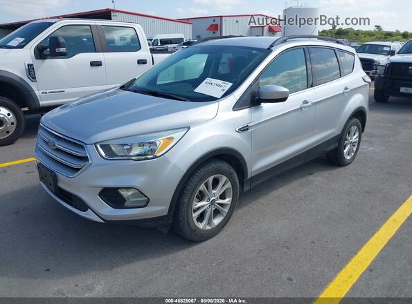 1FMCU9GD6JUD08603 2018 FORD ESCAPE Silver Передня ліва чверть