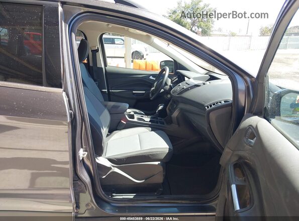1FMCU9GD6JUD31038 2018 FORD ESCAPE Gray Vista interior delantera