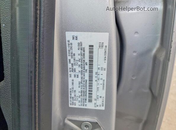 1FMCU9GD6JUD53542 2018 FORD ESCAPE Silver Widok naklejki z numerem VIN