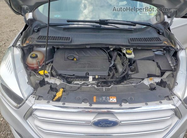 1FMCU9GD6JUD53542 2018 FORD ESCAPE Silver Widok komory silnika