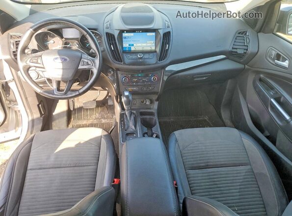 1FMCU9GD6KUA15866 2019 FORD ESCAPE Silver წინა პანელის ხედი