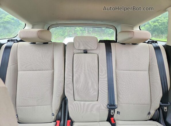 1FMCU9GD6KUA86002 2019 FORD ESCAPE Gray Widok tylnych siedzeń