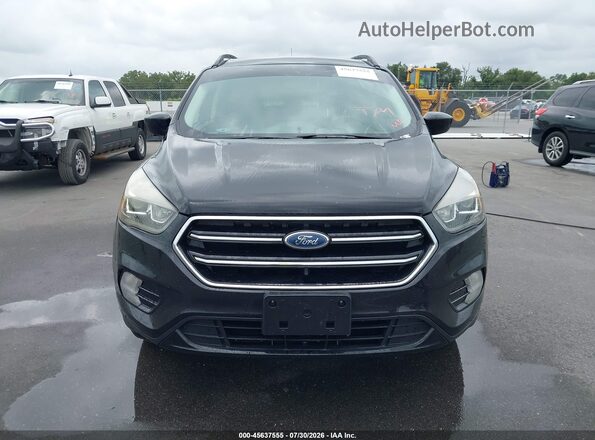 1FMCU9GD6KUB09942 2019 FORD ESCAPE Черный Вид щитка приборов
