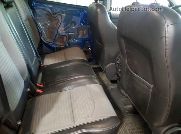 1FMCU9GD7HUD99973 2017 FORD ESCAPE Blue Vista interior trasera
