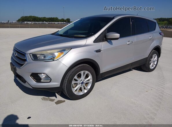 1FMCU9GD7HUE50372 2017 FORD ESCAPE Silver Przód lewy