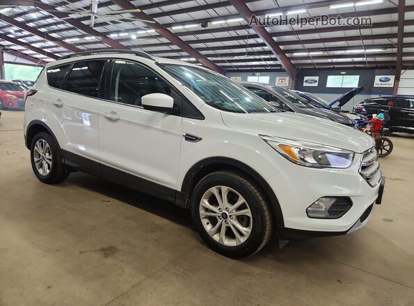 1FMCU9GD7JUA26406 2018 FORD ESCAPE White Przód prawy