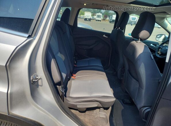 1FMCU9GD7JUC60948 2018 FORD ESCAPE Silver Vista de los asientos traseros
