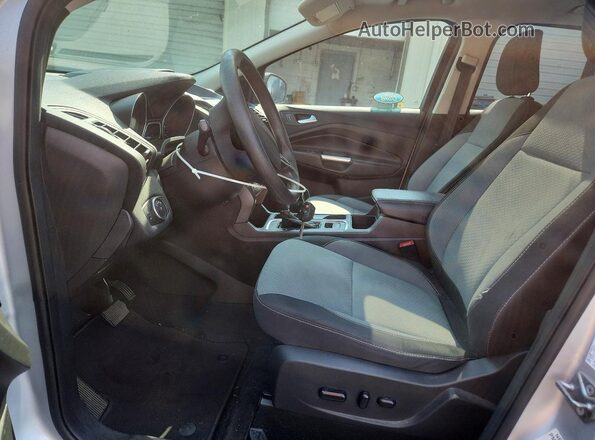 1FMCU9GD7JUC60948 2018 FORD ESCAPE Silver Vista interior delantera
