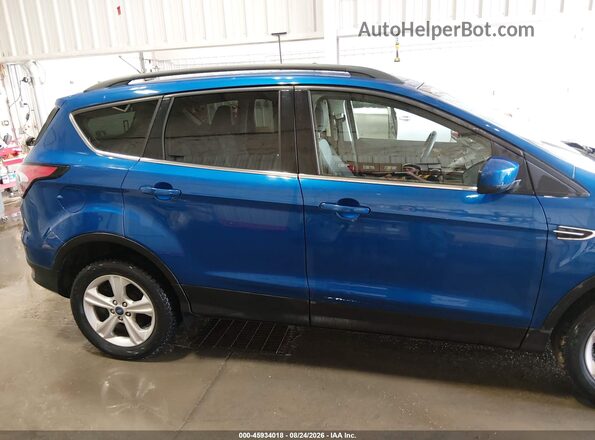 1FMCU9GD7JUD08920 2018 FORD ESCAPE Blue Vista interior trasera