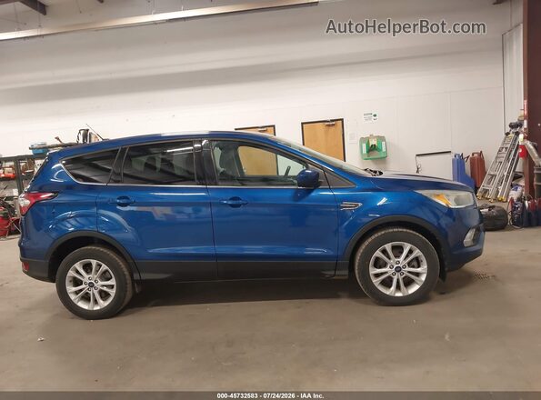 1FMCU9GD8HUA41331 2017 FORD ESCAPE Blue 