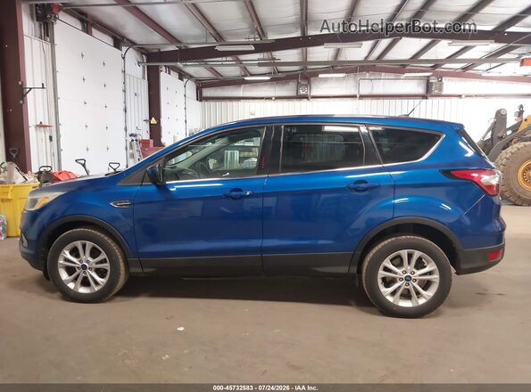 1FMCU9GD8HUA41331 2017 FORD ESCAPE Blue 