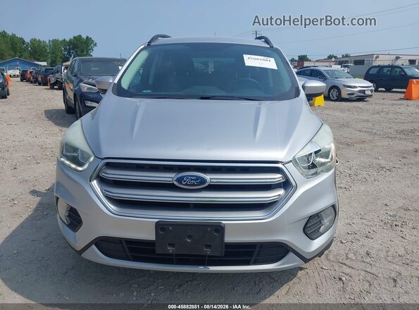 1FMCU9GD8HUD44576 2017 FORD ESCAPE Silver Սարքավորումների վահանակի տեսք