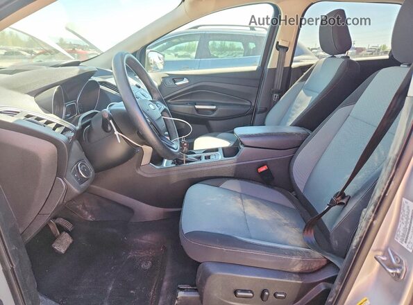 1FMCU9GD8JUA98389 2018 FORD ESCAPE Silver წინა სალონის ხედი