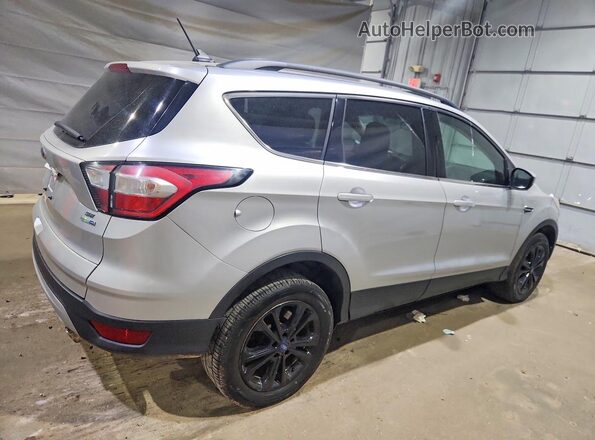 1FMCU9GD8JUB06135 2018 FORD ESCAPE Silver უკანა მარჯვენა