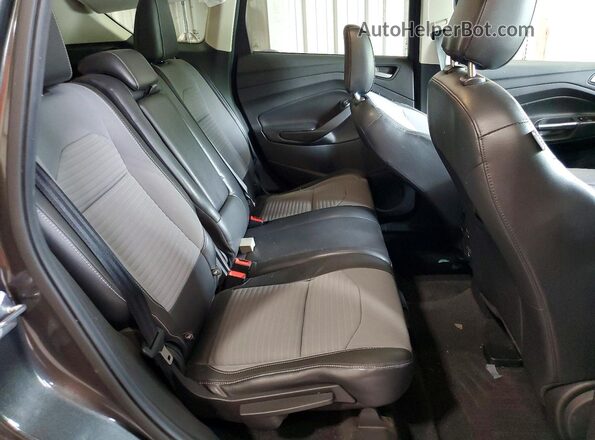 1FMCU9GD8JUB92854 2018 FORD ESCAPE Gray Vista de los asientos traseros