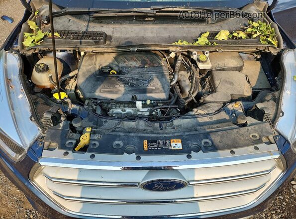 1FMCU9GD8JUC61719 2018 FORD ESCAPE Blue Vista del compartimento del motor