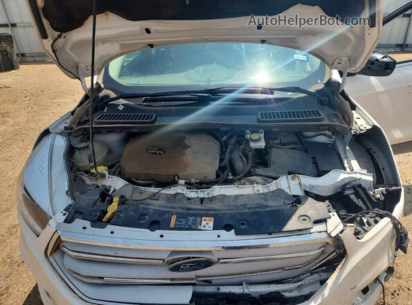 1FMCU9GD8JUD12362 2018 FORD ESCAPE White Vista del compartimento del motor