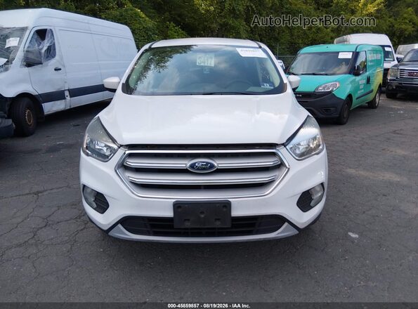 1FMCU9GD8KUA66477 2019 FORD ESCAPE White ხელსაწყოთა პანელის ხედი