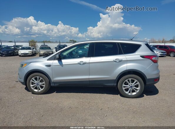 1FMCU9GD9HUA41323 2017 FORD ESCAPE Серебряный Панорамный вид салона 360°