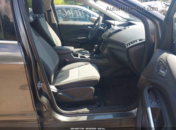 1FMCU9GD9HUB25139 2017 FORD ESCAPE Gray Vista interior delantera