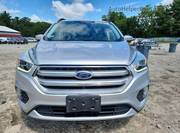 1FMCU9GD9HUB47724 2017 FORD ESCAPE Gray Front view