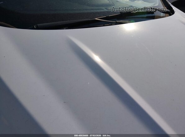 1FMCU9GD9HUE50194 2017 FORD ESCAPE White Вид задньої частини салону