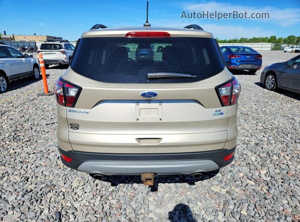 1FMCU9GD9JUA97817 2018 FORD ESCAPE Gold უკანა ხედი