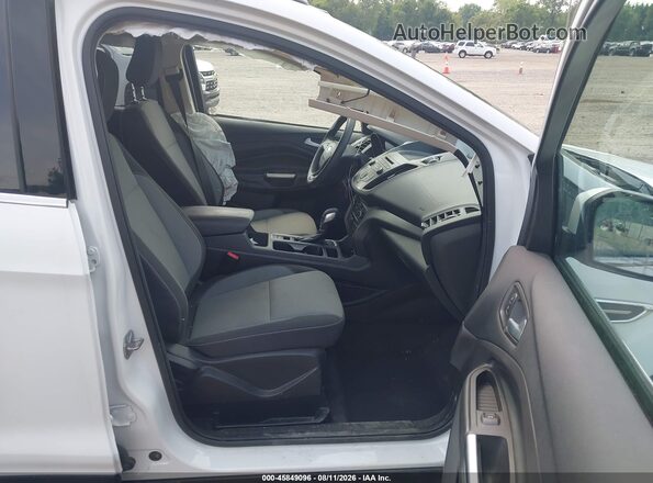 1FMCU9GD9JUB16401 2018 FORD ESCAPE White Սալոնի դիմացի տեսք