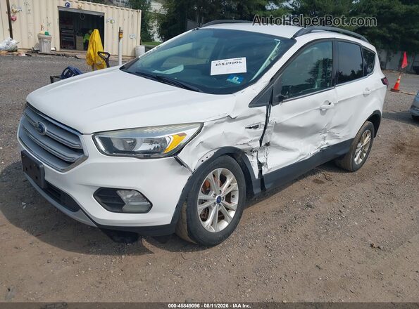 1FMCU9GD9JUB16401 2018 FORD ESCAPE White Առջևի ձախ երեք քառորդ տեսարան