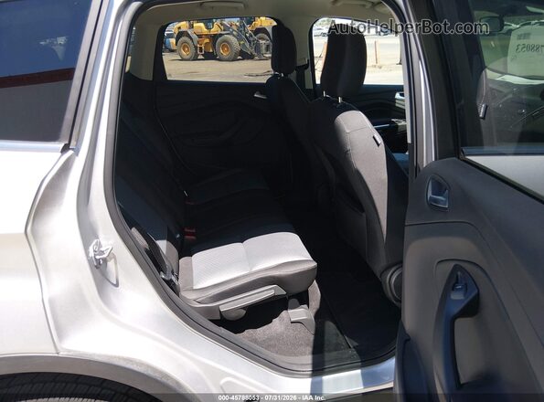 1FMCU9GD9JUD08692 2018 FORD ESCAPE Silver Vista de la etiqueta del VIN